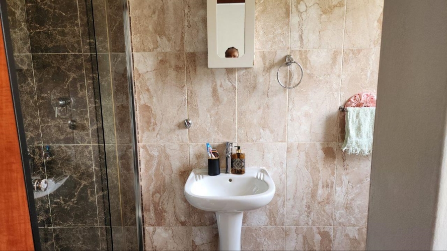 3 Bedroom Property for Sale in Waterval East North West